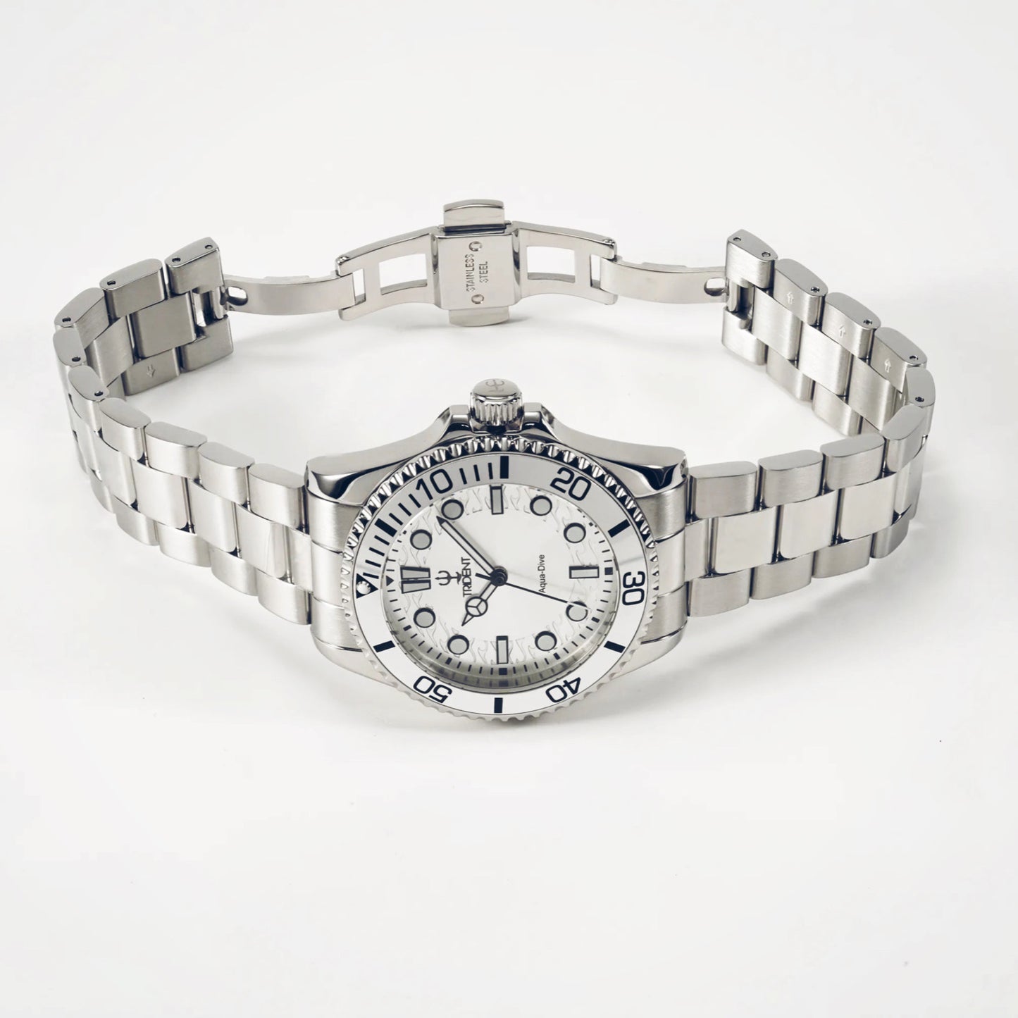 Aqua-Dive (Frost White Edition)